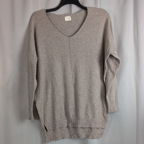 Dreamers Sweaters - Dreamers Beige‎ V-Neck Sweater